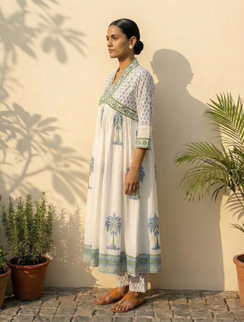 trueBrowns White Blue Printed Anarkali Kurta Pant Dupatta Set - Image 3